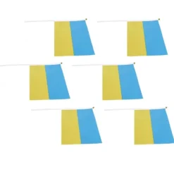 10 set Ukraina handhållna flaggor Polyester blekningsbeständig mini lättvikts Ukraina handhållen stickflagga 11.0-11.8x7.9in