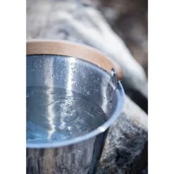 Afslappet sauna balje, stål