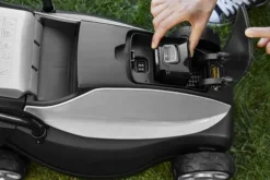Alpina AL 3020 Li Kit 30 cm klippbatteriklippare - laddare och 20V 4Ah batteri ingår