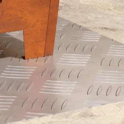 Aluminium Checker Plader 2 stk - Skridsikre Trappeplader | Størrelse: 60x40 cm | Farve: Sølv