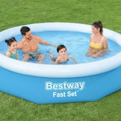 Bestway Round Oppustelig Fast Set Swimming Pool - 305 x 66 cm - Blå - Inklusive Tilbehør CB13