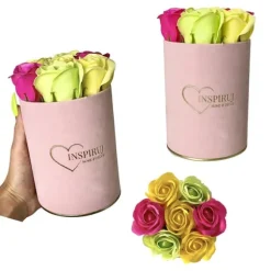 Blomsterkasse Inspiruj - Lyserød kasse med sæberoser - nr. 17 Mix fuchsia grøn gul