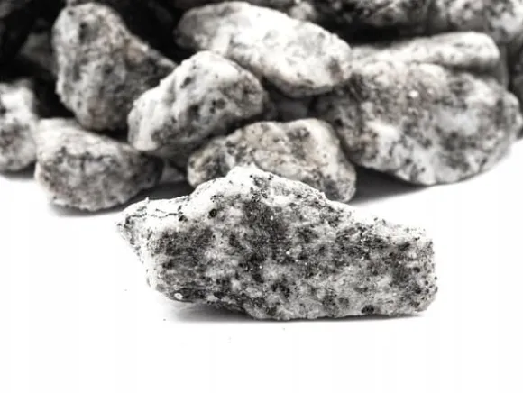 Havesten Dekorativ Granit DALMATISK Grus 8-16MM 20KG Biovita