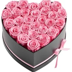 Konserveret Rosebuket, 27 Roser Hjerteæske, 223x230x140 mm, Lyserød