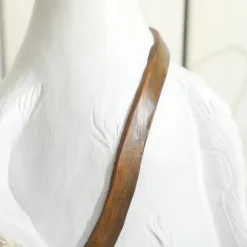 Krukkefigur svane med rygsæksdesign, drænhuller, til inde/ude, harpiks