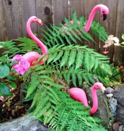 OBOSOE 2-pak lyserøde flamingo havepynt – 60 cm plastikstatuer til udendørs dekoration