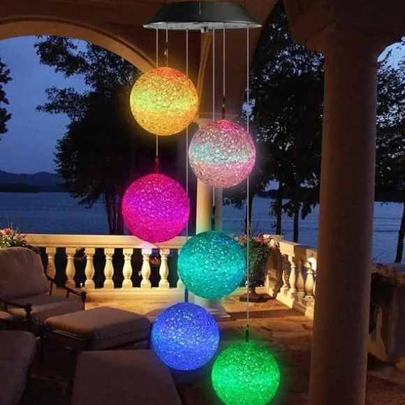 OBOSOE soldrevet vindklokke – 6 LED-lyskugler med farveskift og IP44 vandtæt design