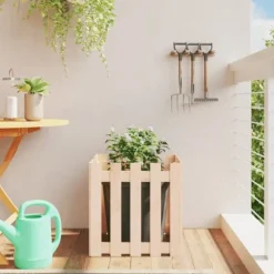 Plantekasse med stakitdesign i massivt fyrretræ | Størrelse: 50x50x50 cm