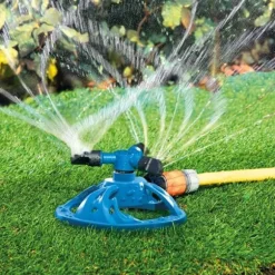 Plaske! Roterende vandsprinkler