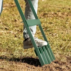 Plænelufter 30 cm manuel med skridsikkert håndtag, jordlufter/vertikalskærer til have