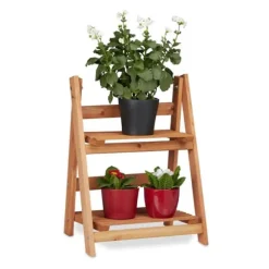 Robust blomstertrappe i træ