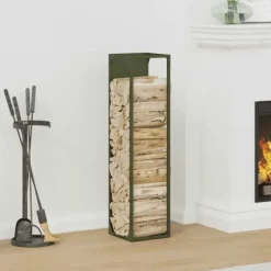 Robust brændestativ i koldvalset stål | Størrelse: 25x25x100 cm | Farve: Olivengrøn