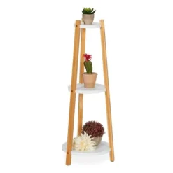 Robust plantestativ med 3 hylder