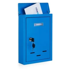 Robust postkasse med navneskilt