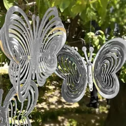 Roterende og reflekterende vindklokker - Sommerfugl