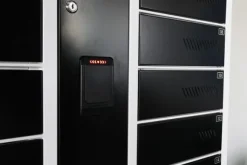 Safelock Laptop - Opladningsskab - med display til 24 bærbare computere eller tablets