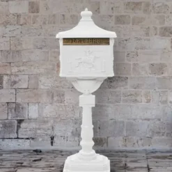 vidaXL postkasse med piedestal aluminium vintagestil rustbestandig hvid - Postkasser