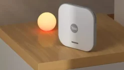 Yale Smart Alarm Starter Kit 7 varer - Kontrolpanel, Tastatur, Fjernbetjening, 2x Bevægelsessensor, 2x Vindue/Dørsensor